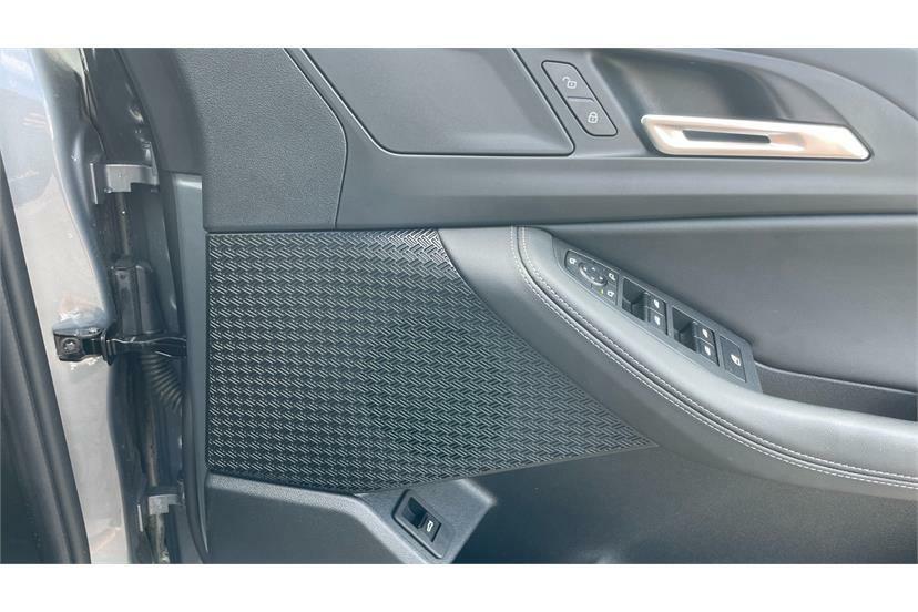 BMW 2 Series 220D 190 M Sport Step White #19