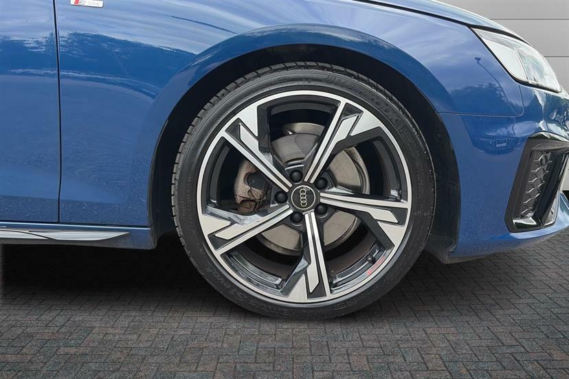 Audi A4 35 Tfsi Black Edition S Tronic Blue #4