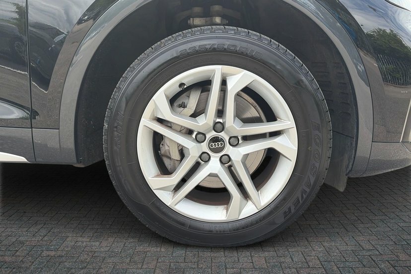 Audi Q5 2.0 Tfsi 45 Sport Suv S Tronic Quattro LS23ZZB Black #5