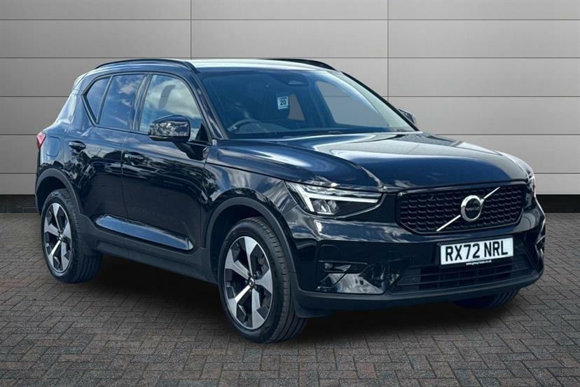 Volvo XC40 2.0 B3p Plus Dark Black