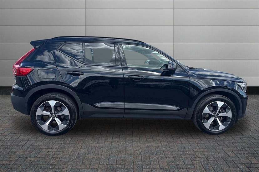 Volvo XC40 2.0 B3p Plus Dark Black #4