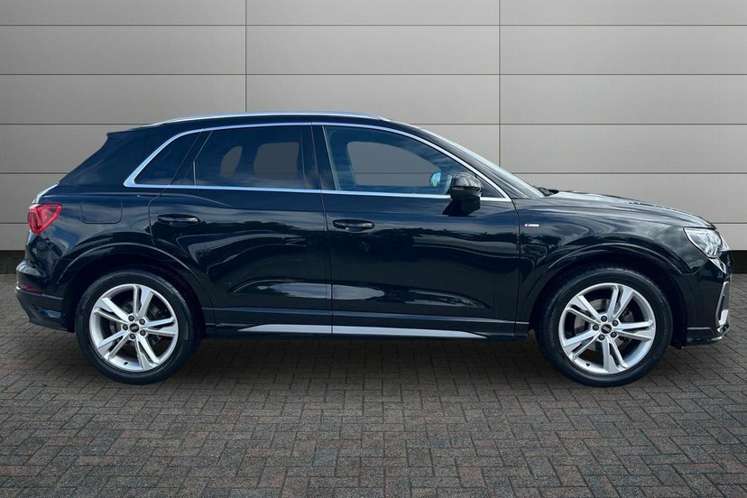 Audi Q3 1.5 Tfsi Cod 35 S Line Suv S Tronic 15 LT23MUB Black #4
