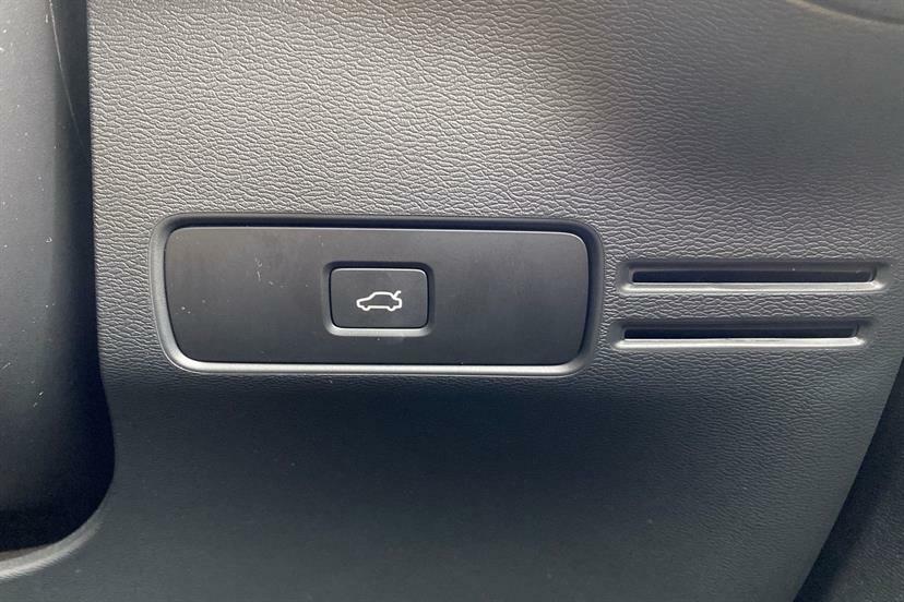 Volvo XC40 Xc40 Core T4 Recharge Black #21