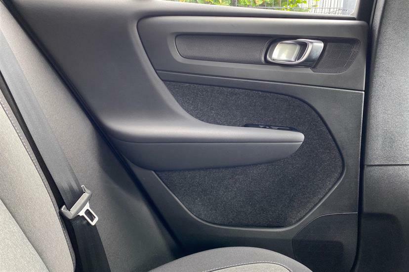 Volvo XC40 Xc40 Core T4 Recharge Black #38