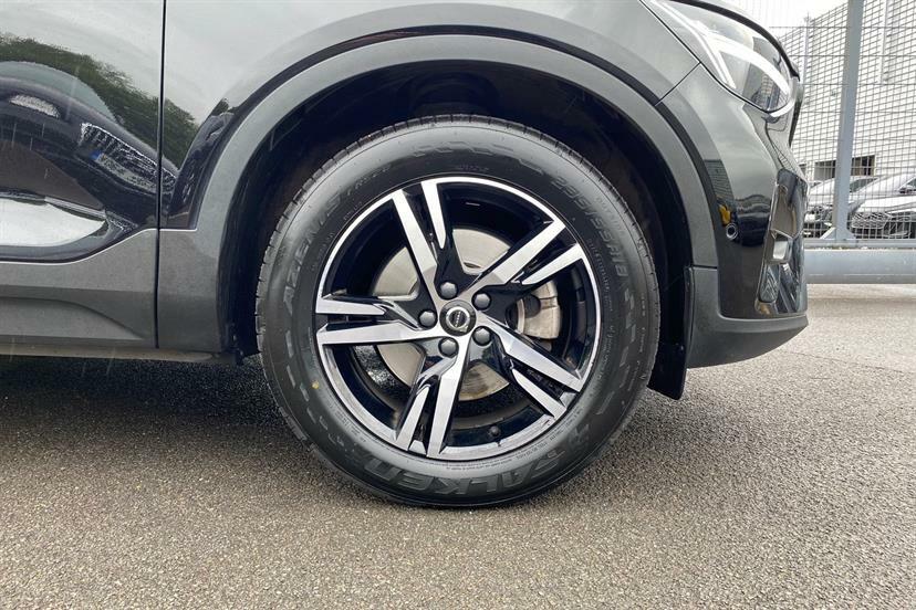 Volvo XC40 Xc40 Core T4 Recharge Black #44