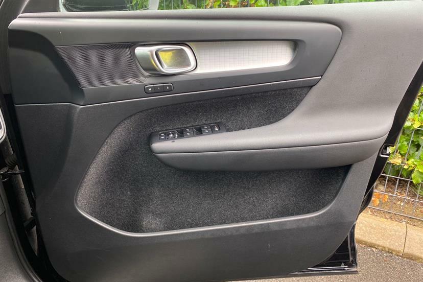 Volvo XC40 Xc40 Core T4 Recharge Black #18