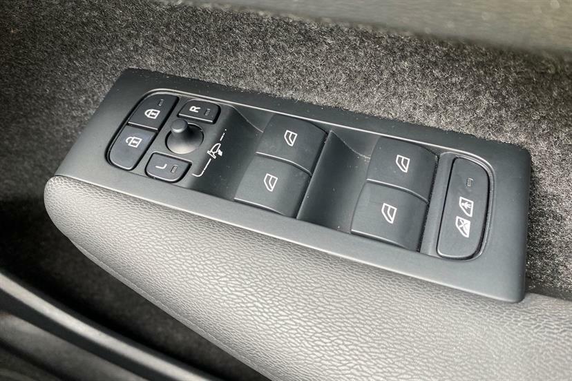 Volvo XC40 Xc40 Core T4 Recharge Black #20