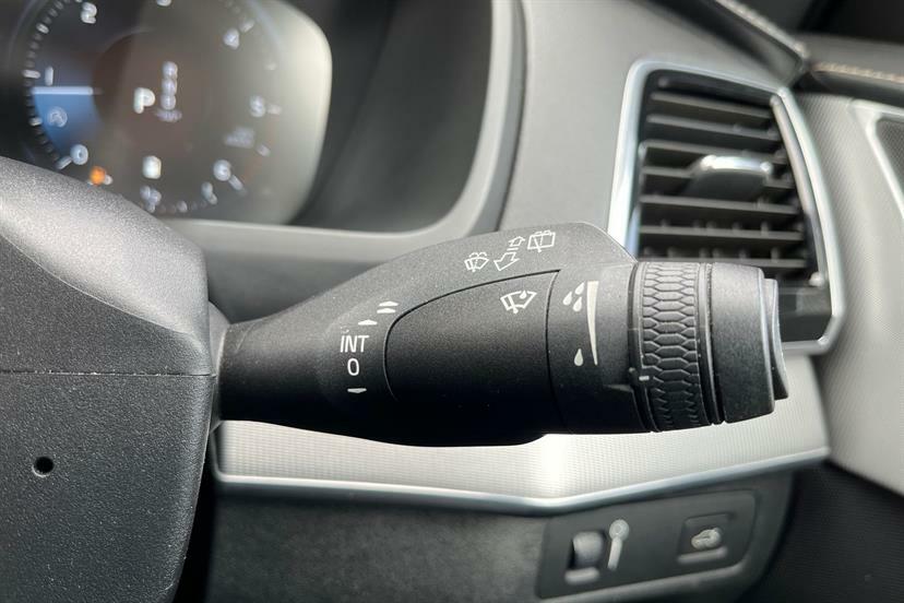 Volvo XC90 B5 Momentum Awd Grey #24