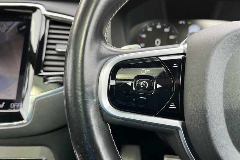 Volvo XC90 B5 Momentum Awd Grey #20