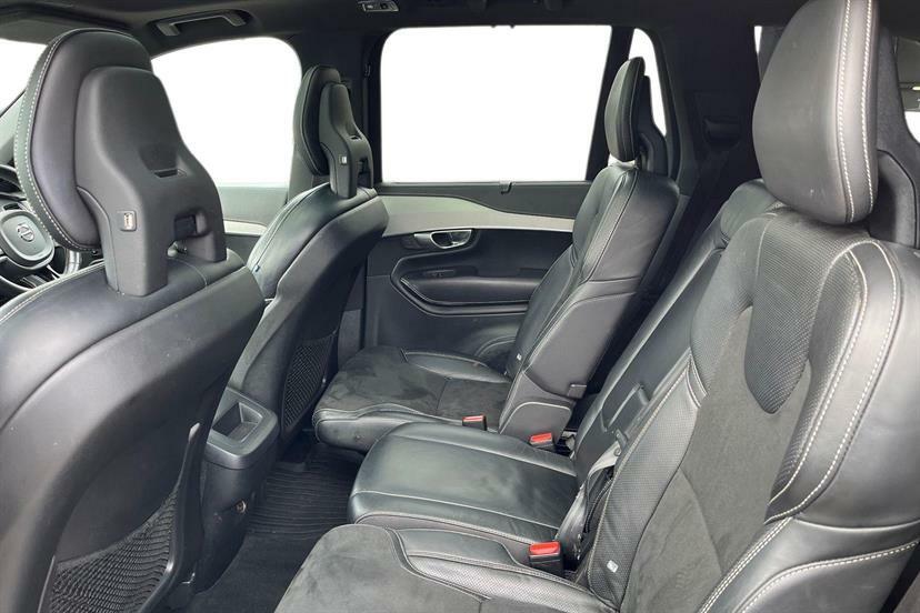 Volvo XC90 B5 Momentum Awd Grey #10