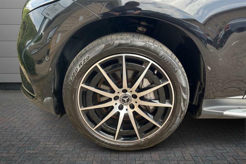 Mercedes-Benz EQC 400 300Kw Amg Line Edition 80Kwh Black #4
