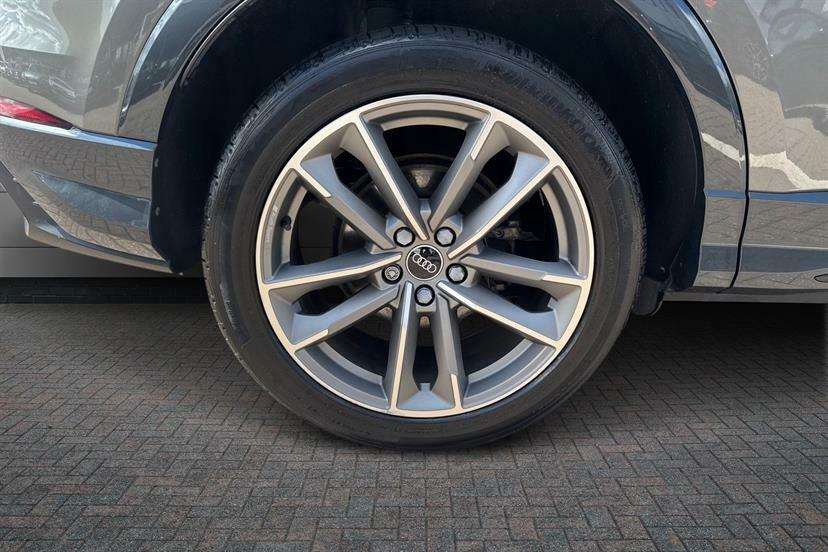 Audi Q3 35 Tfsi Black Edition S Tronic Grey #5