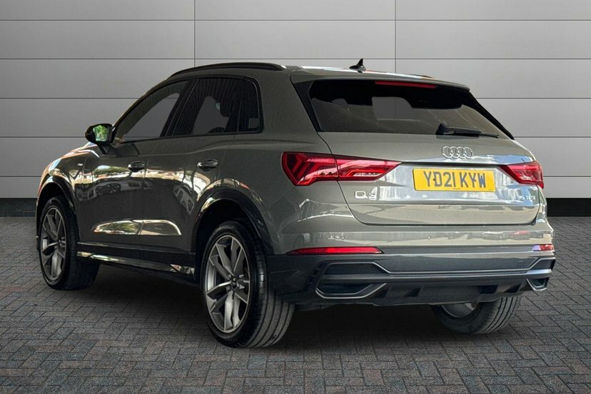Audi Q3 1.5 Tfsi Cod 35 Black Edition Suv S Tro Grey #3