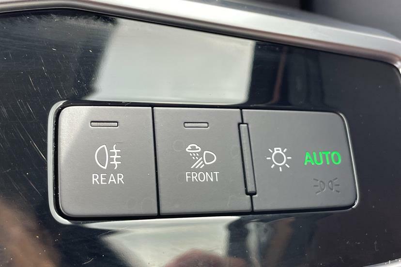 Audi A6 40 Tdi Quattro Black Edition S Tronic Black #22