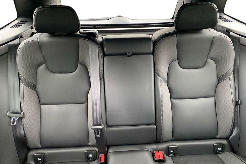 Volvo XC60 B5 P Awd Core Rear Camera, Heated Seats, Apple Black #8