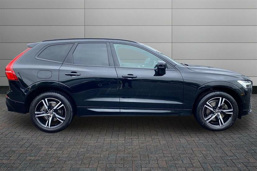 Volvo XC60 2.0 B5p R Design Geartronic Black #4