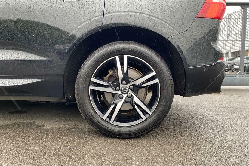 Volvo XC60 B5 P Awd Core Rear Camera, Heated Seats, Apple Black #44
