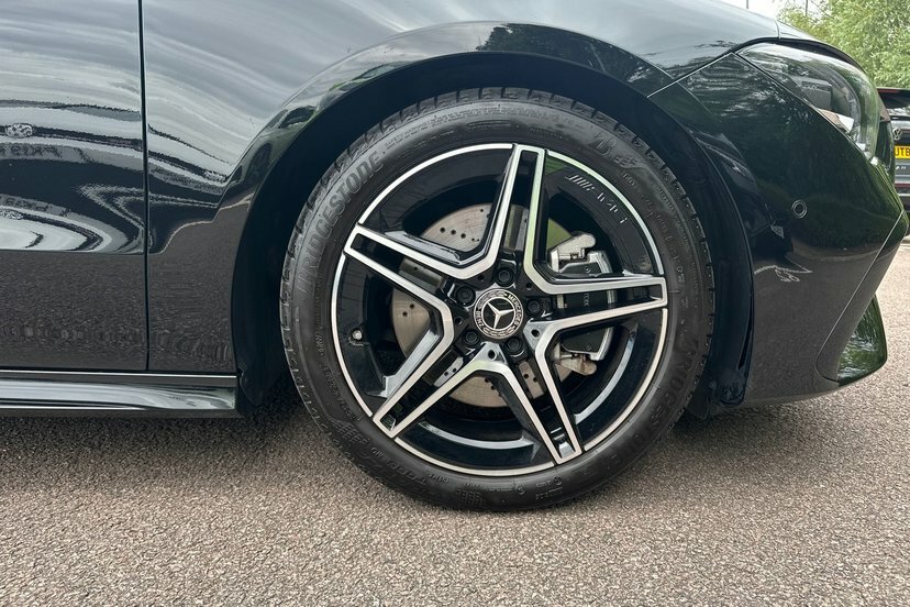 Mercedes-Benz CLA Class Cla200 Amg Line Executive Coupe Black #4