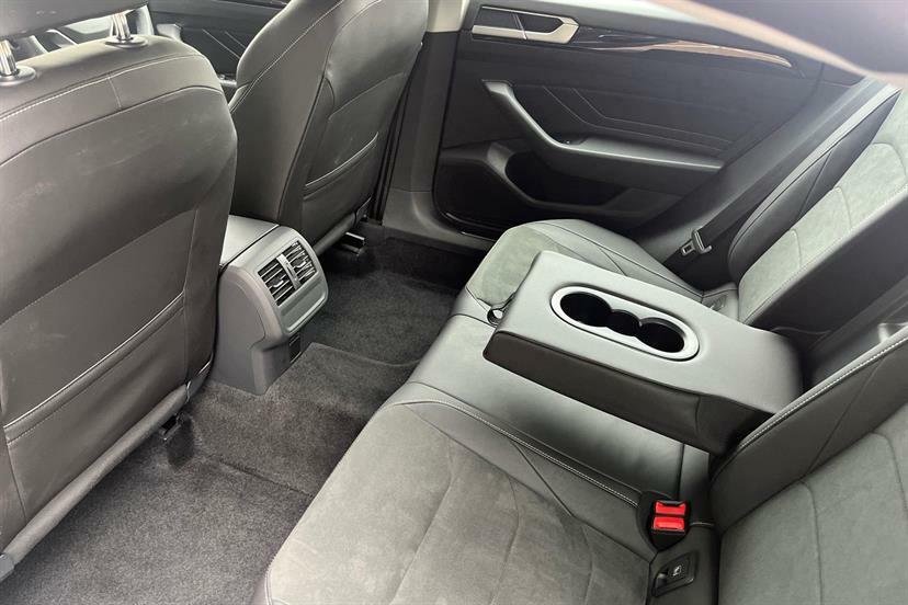 Volkswagen Arteon 2.0 Tsi Elegance Dsg Black #21