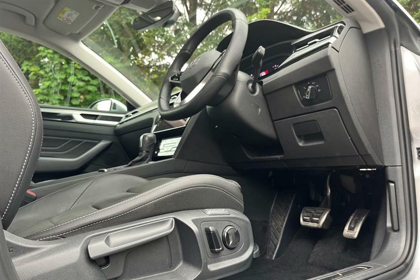 Volkswagen Arteon 2.0 Tsi Elegance Dsg Black #15