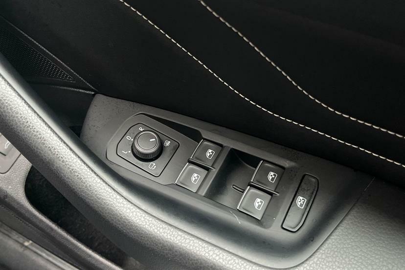 Volkswagen Arteon 2.0 Tsi Elegance Dsg Black #25