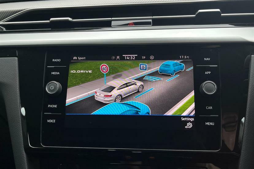 Volkswagen Arteon 2.0 Tsi Elegance Dsg Black #35