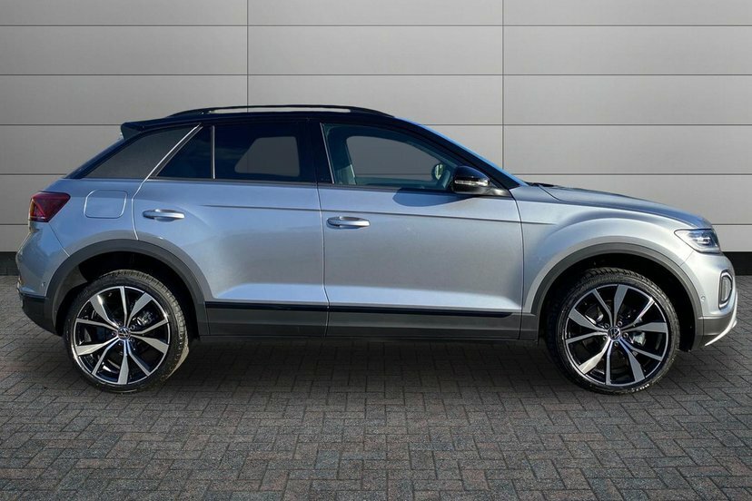 Volkswagen T-Roc 1.5 Tsi Style Design Suv Dsg 150 Ps WV26XZA Blue #4