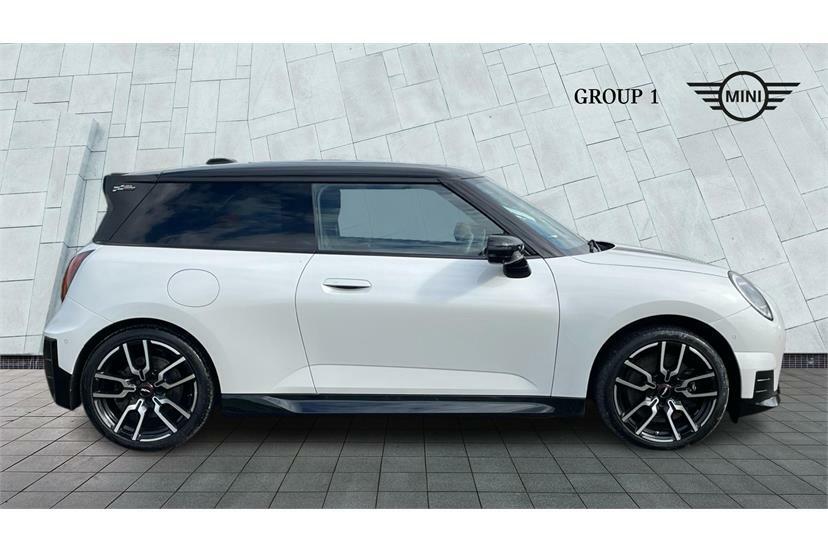 Mini Hatch 160Kw Se Sport 54Kwh MM74HGG White #3