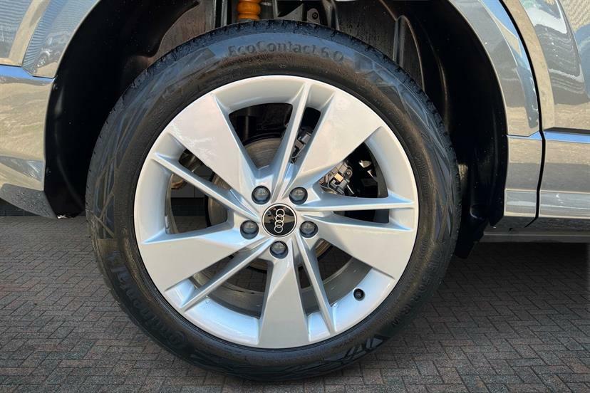 Audi Q2 35 Tfsi S Line S Tronic Grey #5