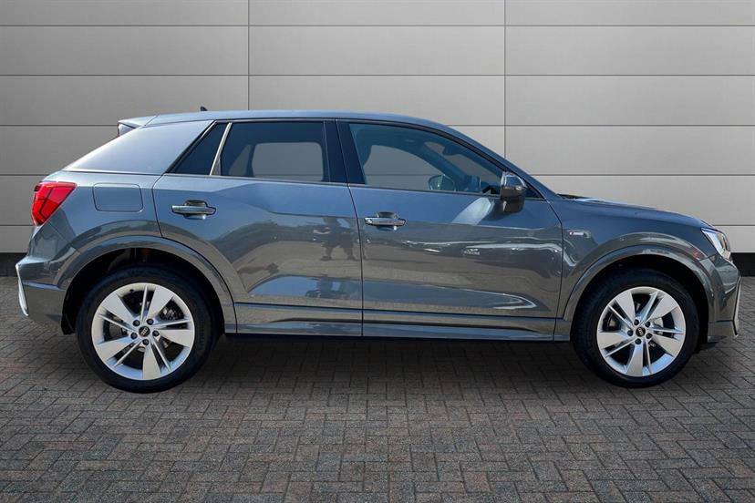 Audi Q2 35 Tfsi S Line S Tronic Grey #4