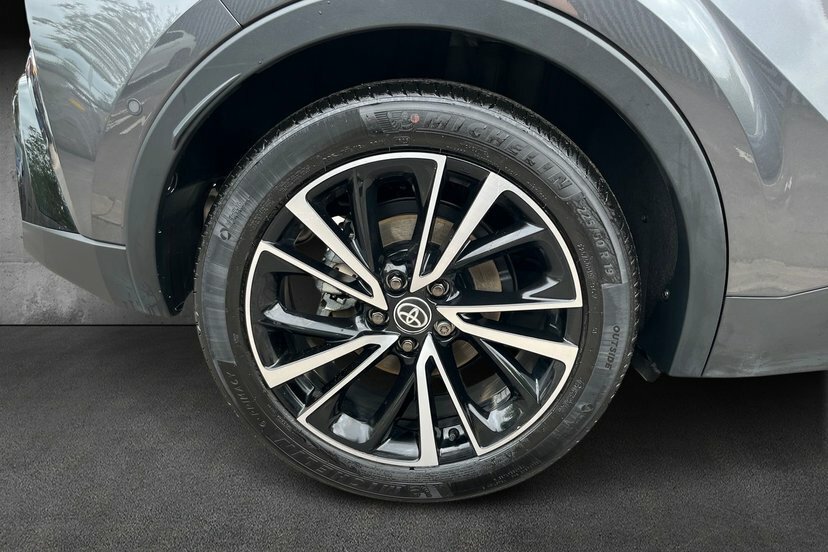 Toyota C-Hr 1.8 Vvt-h Excel Suv Hybrid Cvt 140 Ps Black #5