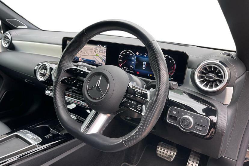 Mercedes-Benz CLA Class 220D Amg Line Premium Plus Tip Black #5