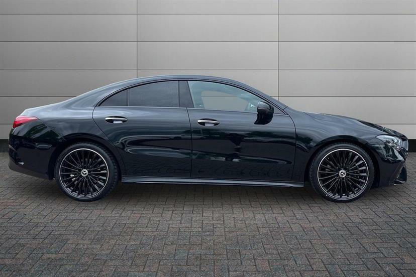 Mercedes-Benz CLA Class 220D Amg Line Premium Plus Tip Black #3