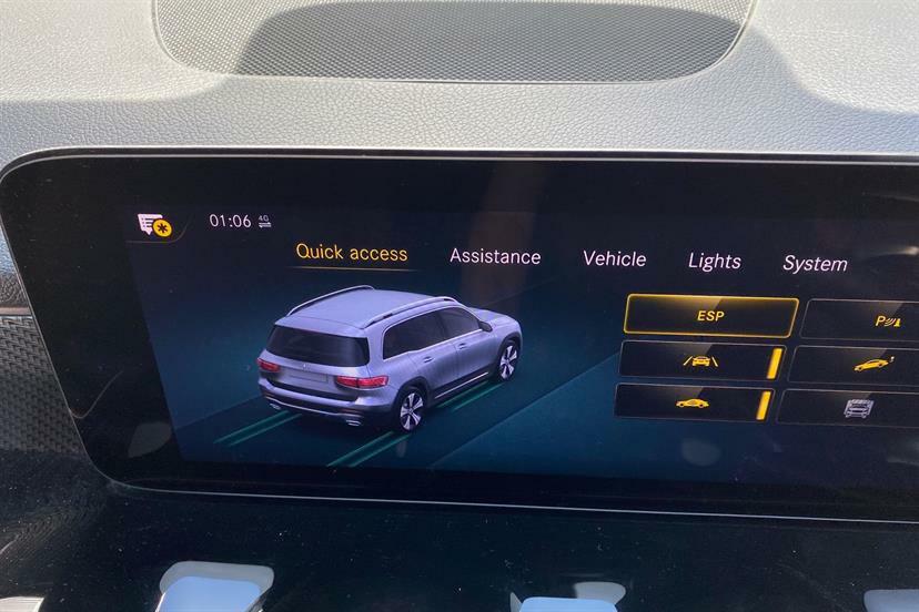 Mercedes-Benz GLB Class Glb 200 Amg Line Executive A Grey #49