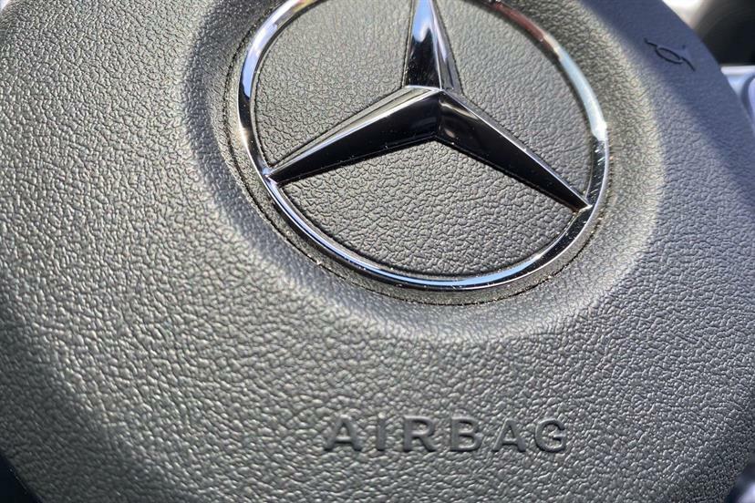 Mercedes-Benz GLB Class Glb 200 Amg Line Executive A Grey #38