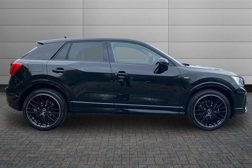Audi Q2 35 Tfsi Black Edition S Tronic #4