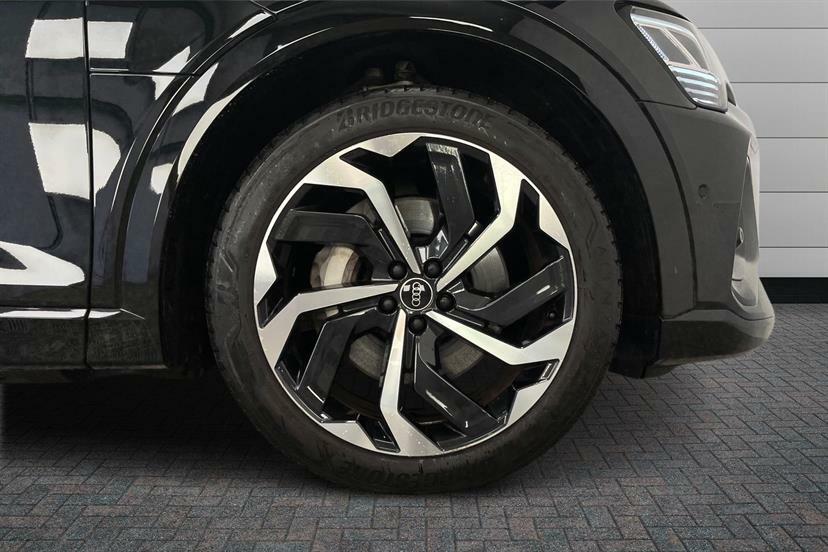 Audi E-tron 300Kw 55 Quattro 95Kwh Black Edition Black #5