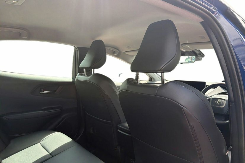 Toyota Prius Hatchback 1.8 Vvt-h Business Edition Hatchback Black #12