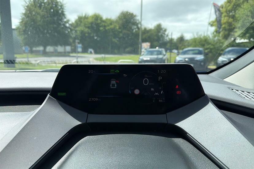 Toyota Prius 2.0 Phev Excel Cvt  #9