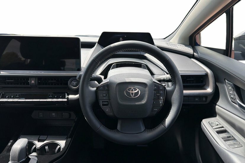 Toyota Prius Hatchback 1.8 Vvt-h Business Edition Hatchback Black #6