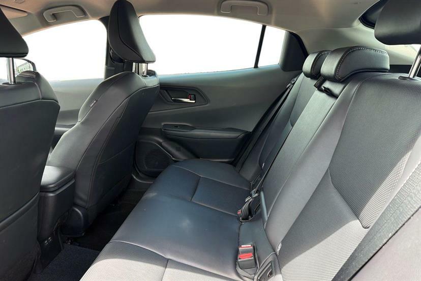 Toyota Prius 2.0 Phev Excel Cvt  #11