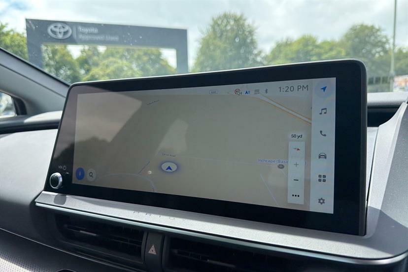 Toyota Prius 2.0 Phev Excel Cvt  #7