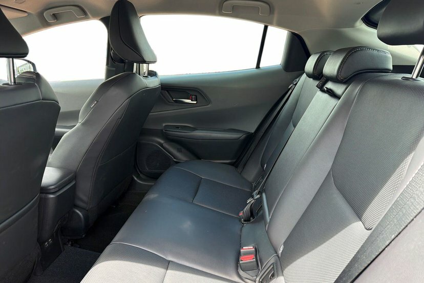Toyota Prius Hatchback 1.8 Vvt-h Business Edition Hatchback Black #11