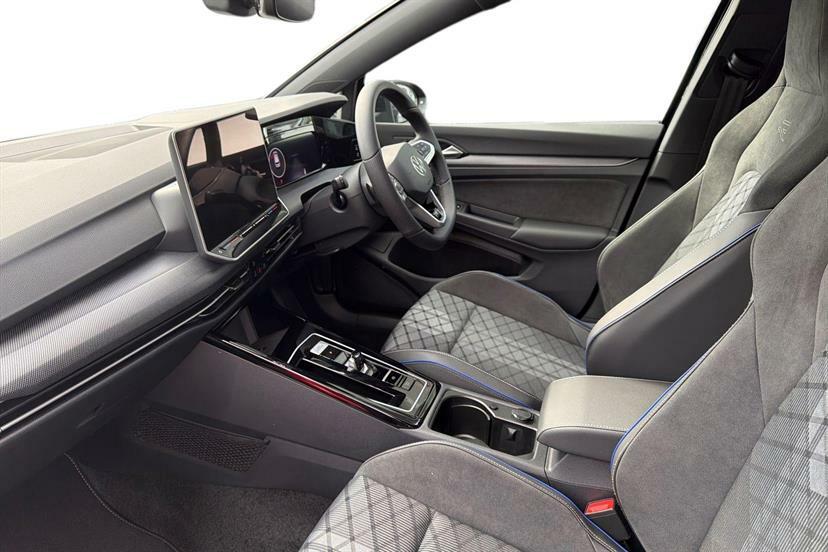 Volkswagen Golf 2.0 Tdi 150 Black Edition Dsg Black #2