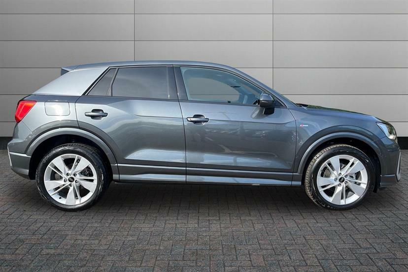 Audi Q2 35 Tfsi S Line S Tronic Grey #4