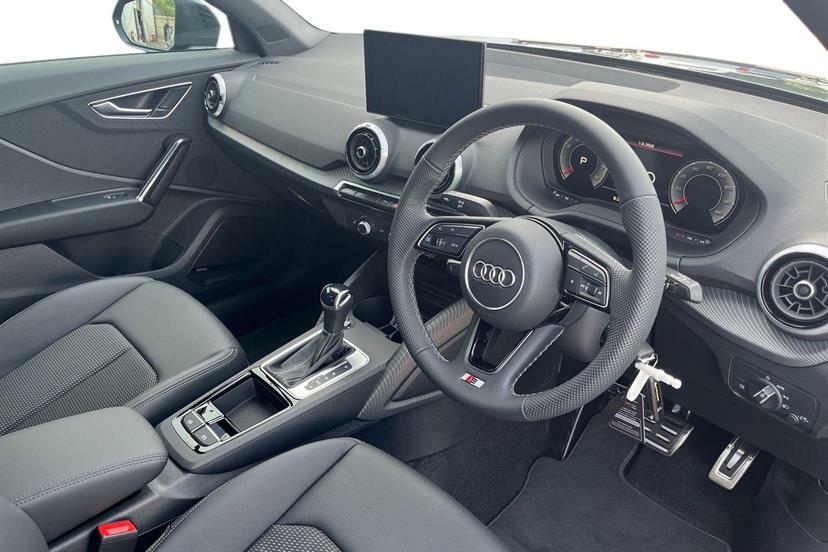 Audi Q2 35 Tfsi S Line S Tronic Grey #6
