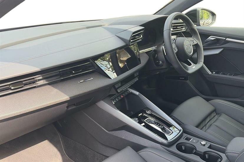 Audi A3 1.5 Tfsi 150 Black Edition S Tronic Blue #2