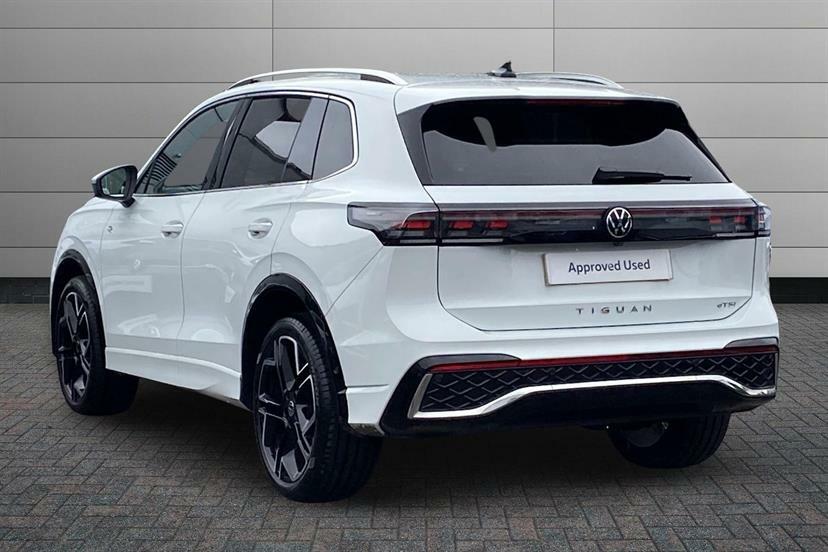 Volkswagen Tiguan 1.5 Etsi 150 R-line Dsg White #3