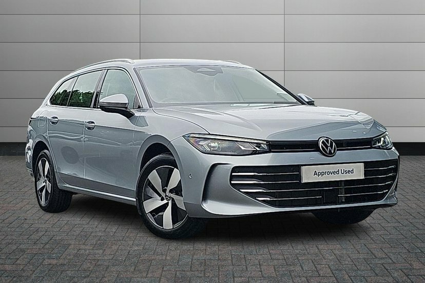 Volkswagen Passat 1.5 Etsi Mhev Life Estate Hybrid Dsg 1 Silver