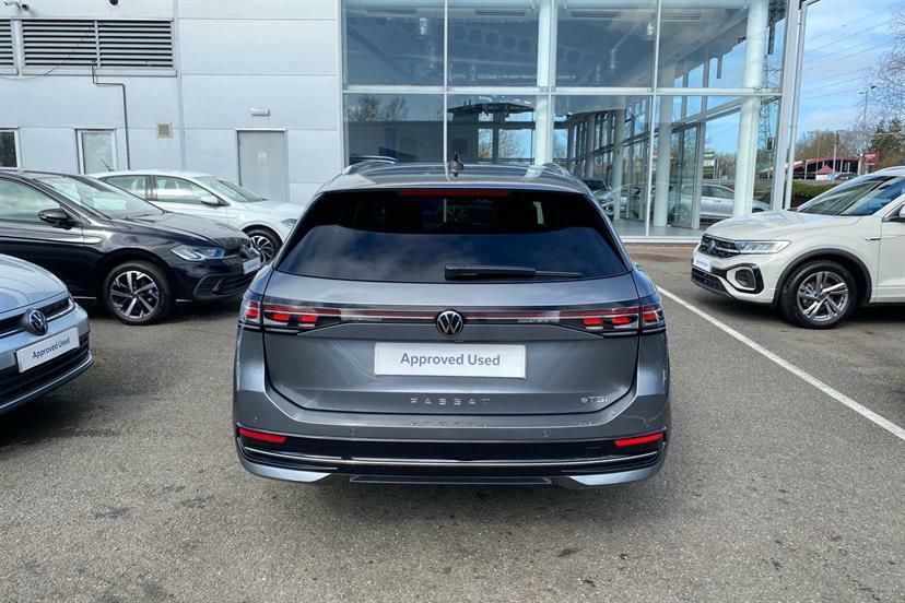 Volkswagen Passat 1.5 Tsi Ehybrid R-line Dsg Black #33